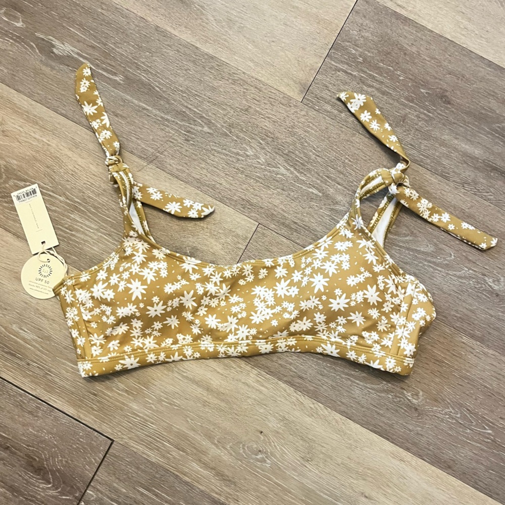 RYLEE + CRU FLORAL BIKINI TOP